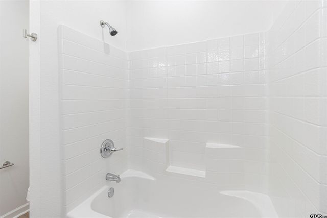 240 Elm St, Winona, TX 75792