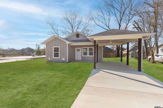 240 Elm St, Winona, TX 75792