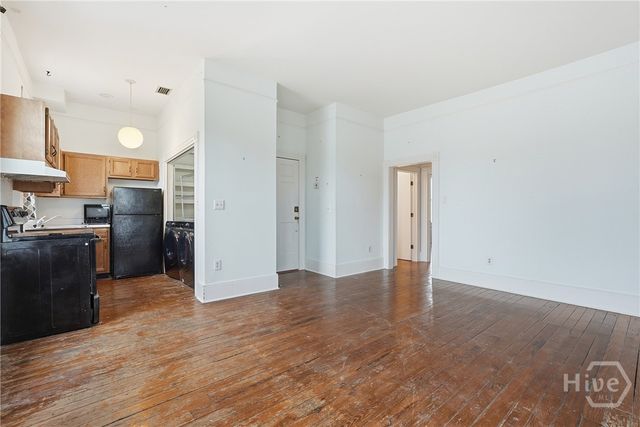 501 E Charlton Street E, Savannah, GA 31401