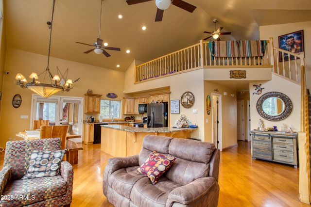 2745 S HIDDEN OAKS Drive, Show Low, AZ 85901