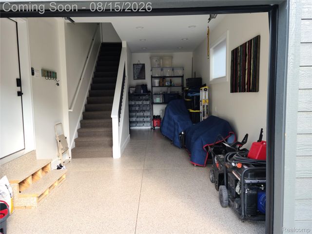 26514 Barrington Street E, Madison Heights, MI 48071