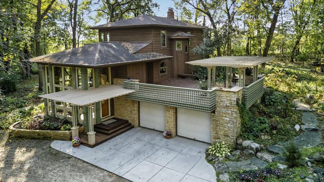 8180 Saint Croix Trail S, Denmark Twp, MN 55033