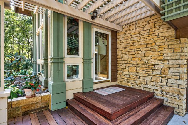 8180 Saint Croix Trail S, Denmark Twp, MN 55033