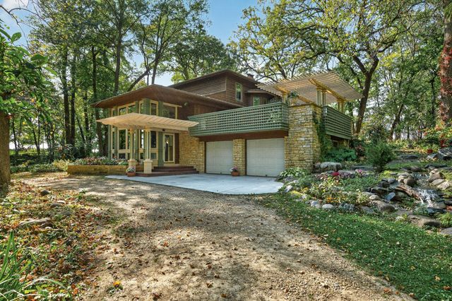 8180 Saint Croix Trail S, Denmark Twp, MN 55033