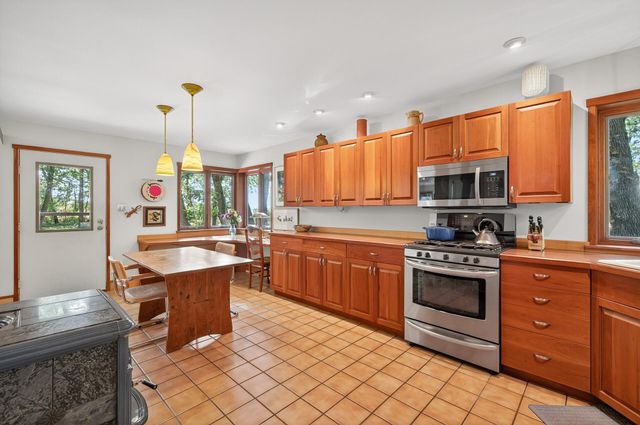 8180 Saint Croix Trail S, Denmark Twp, MN 55033