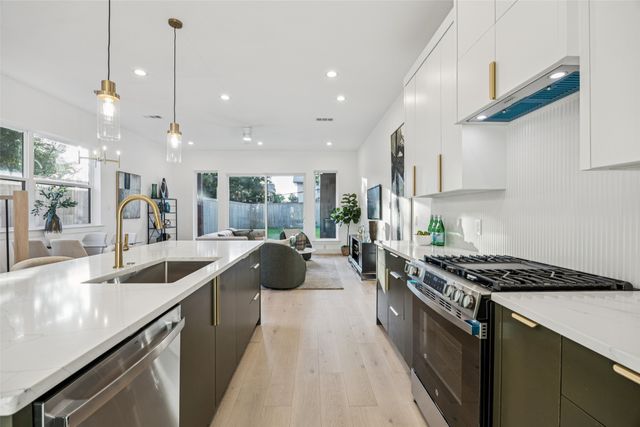 5633 East Side Avenue, Dallas, TX 75214