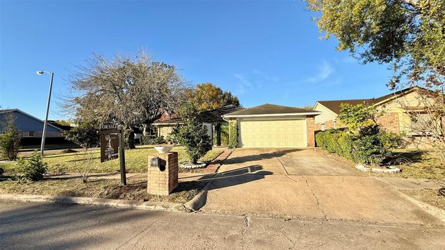 13034 Birch Grove Drive, Houston, TX 77099