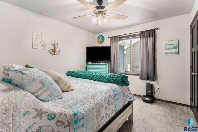 612 Prairieside Trl Trail, Harrisburg, SD 57032