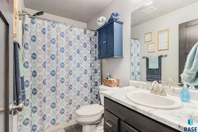 612 Prairieside Trl Trail, Harrisburg, SD 57032