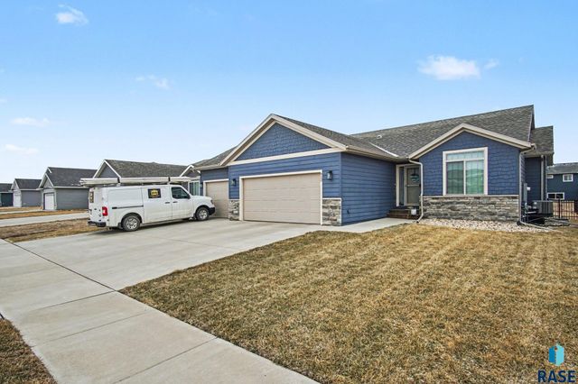 612 Prairieside Trl Trail, Harrisburg, SD 57032