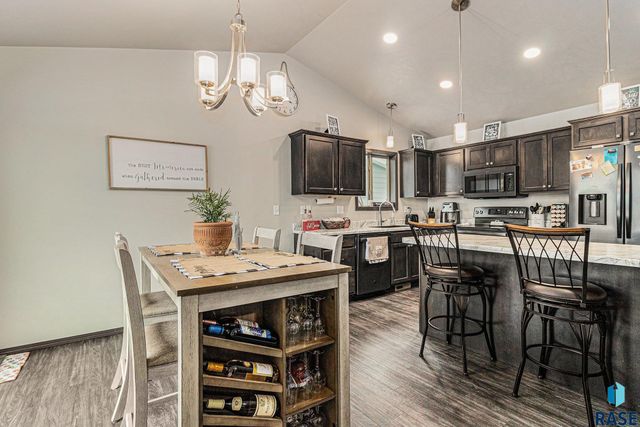 612 Prairieside Trl Trail, Harrisburg, SD 57032