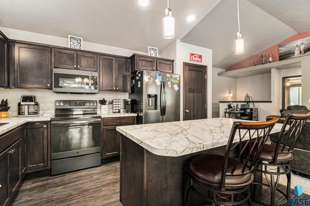 612 Prairieside Trl Trail, Harrisburg, SD 57032