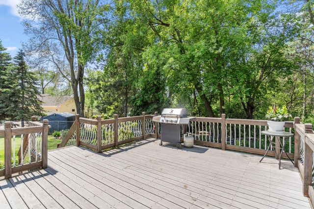1590 Goose Lake Road, Gem Lake, MN 55110