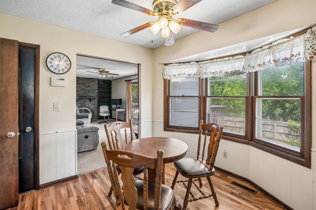 2501 Pleasant Street, West Des Moines, IA 50266