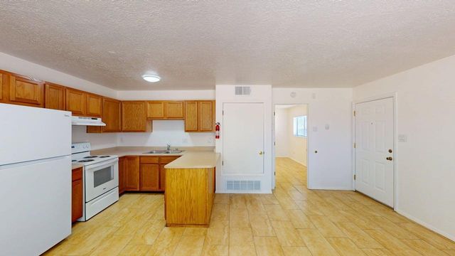 3400 Wellesley Drive NE, Albuquerque, NM 87107