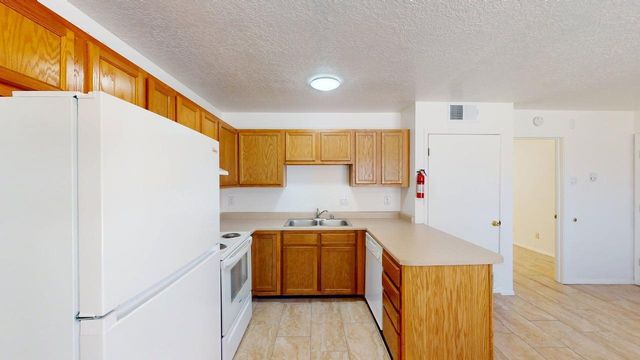 3400 Wellesley Drive NE, Albuquerque, NM 87107