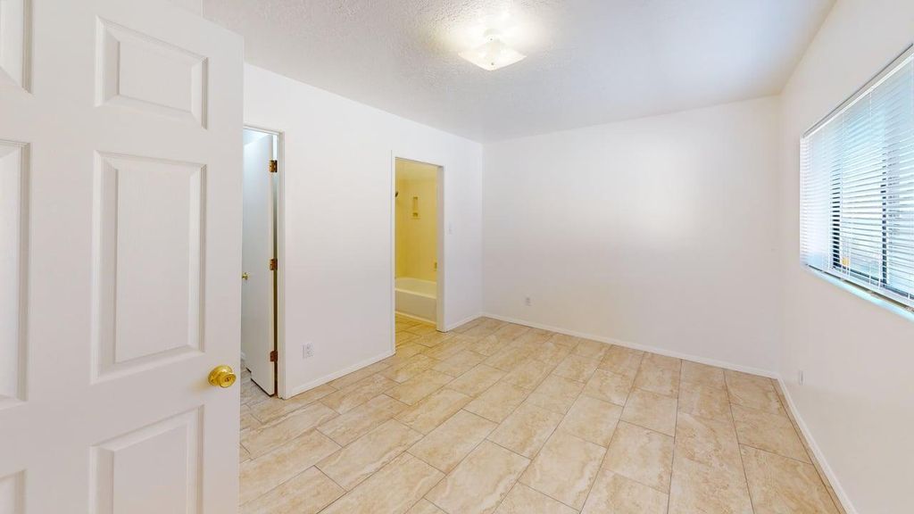 Image 21 of property listing at 3400 Wellesley Drive NE, Albuquerque, NM 87107