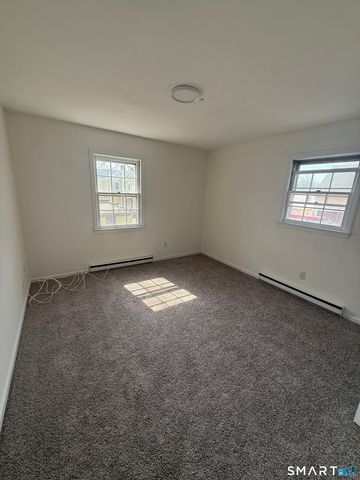 14 Averill Place 8, Branford, CT 06405