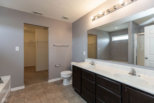 2471 Cabin Hill Road, Indianapolis, IN 46229