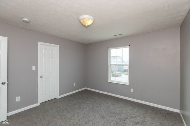 2471 Cabin Hill Road, Indianapolis, IN 46229