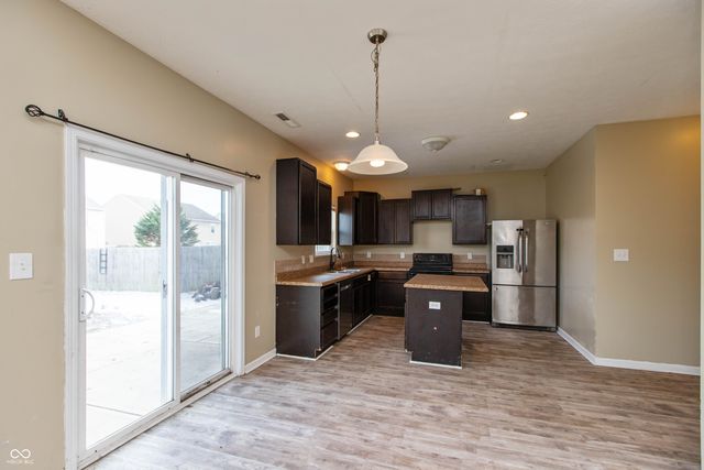 2471 Cabin Hill Road, Indianapolis, IN 46229