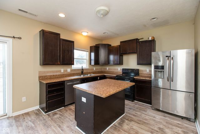 2471 Cabin Hill Road, Indianapolis, IN 46229