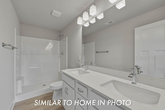 107 NE Doe Pointe Lane, Ankeny, IA 50021