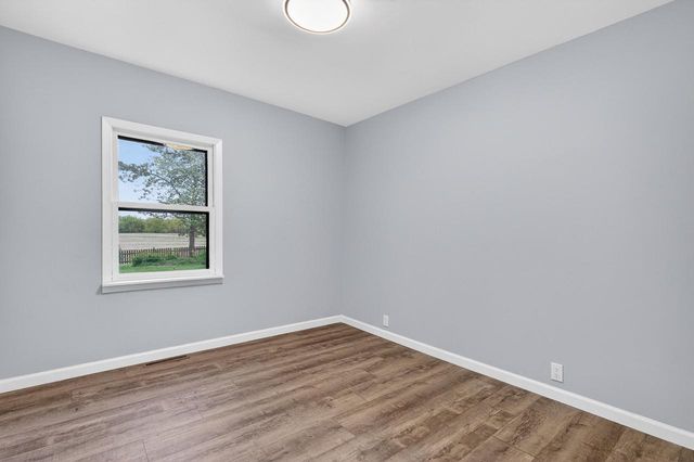 11907 254th AVENUE, Trevor, WI 53179