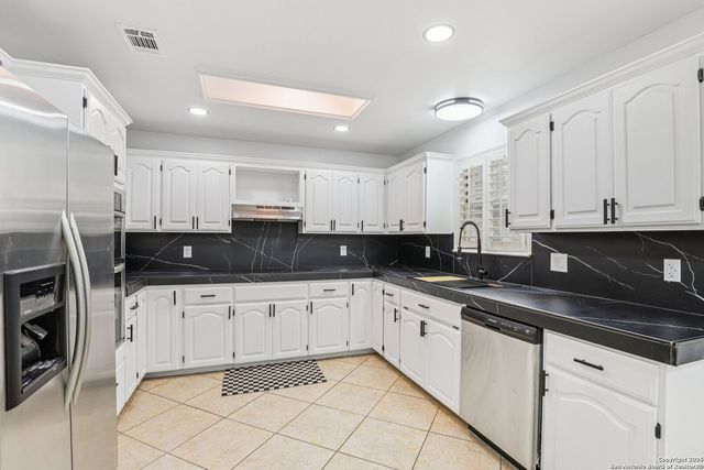 8619 London Heights, San Antonio, TX 78254