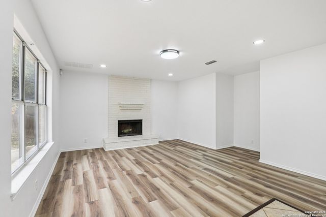 8619 London Heights, San Antonio, TX 78254