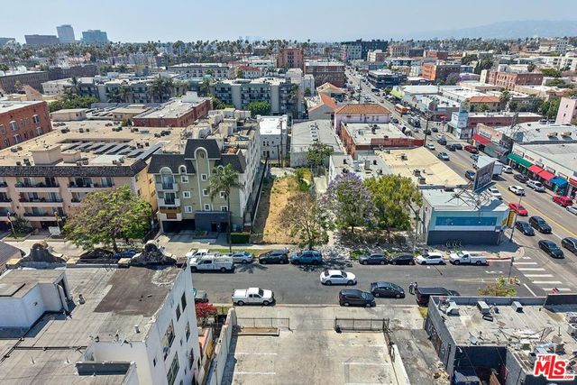 311 S Berendo Street, Los Angeles, CA 90020