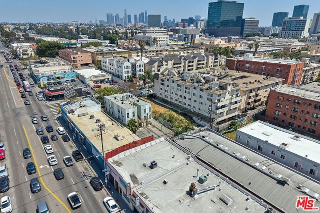 311 S Berendo Street, Los Angeles, CA 90020