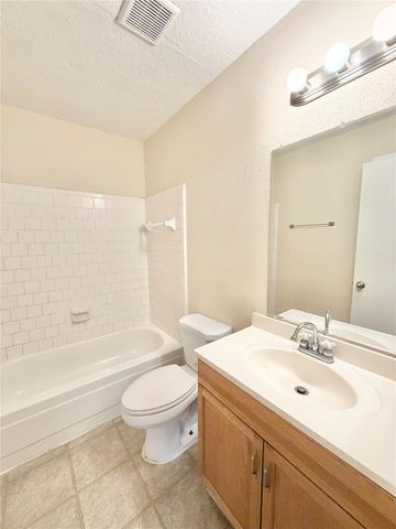 12618 Ridgelow Lane, Houston, TX 77070