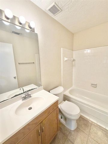 12618 Ridgelow Lane, Houston, TX 77070