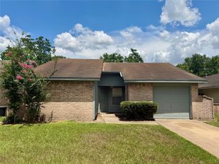12618 Ridgelow Lane, Houston, TX 77070