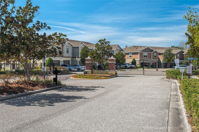 4953 WHITE SANDERLING COURT, Tampa, FL 33619