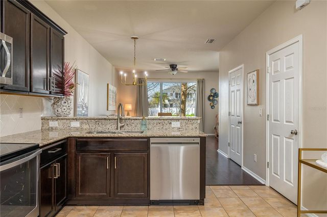 4953 WHITE SANDERLING COURT, Tampa, FL 33619