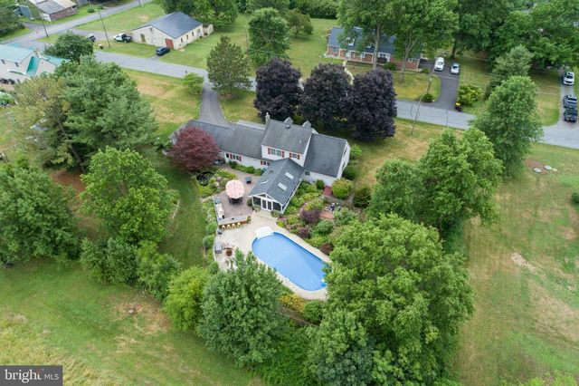1397 EDGEVIEW ST, East Greenville, PA 18041