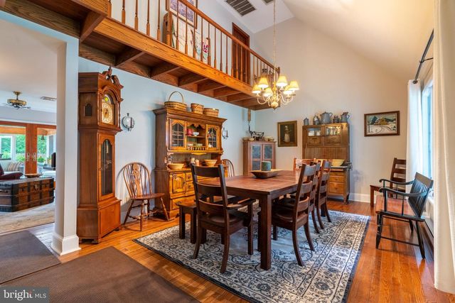 1397 EDGEVIEW ST, East Greenville, PA 18041