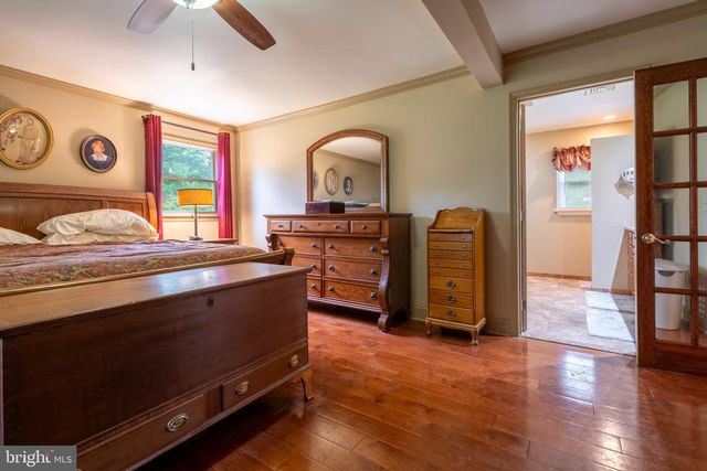 1397 EDGEVIEW ST, East Greenville, PA 18041