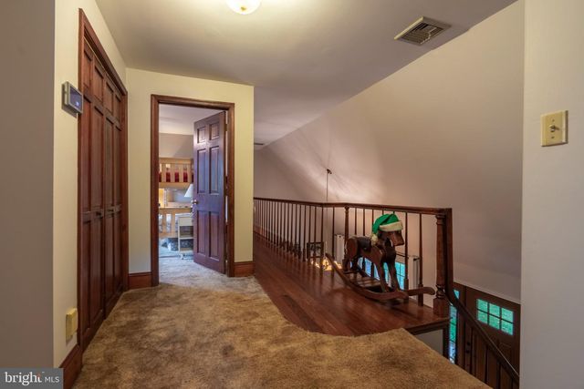 1397 EDGEVIEW ST, East Greenville, PA 18041