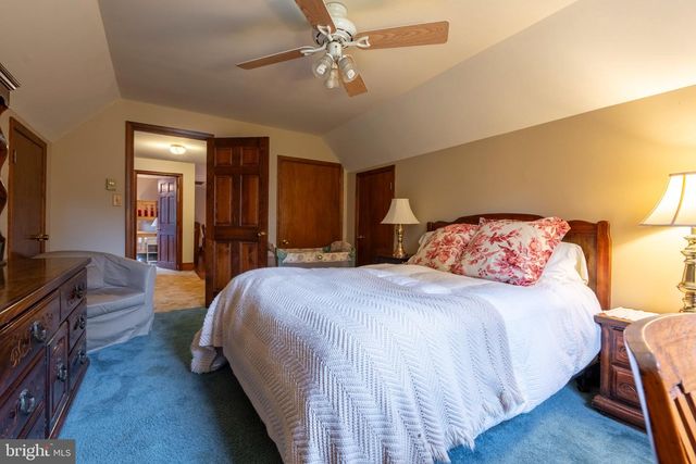 1397 EDGEVIEW ST, East Greenville, PA 18041