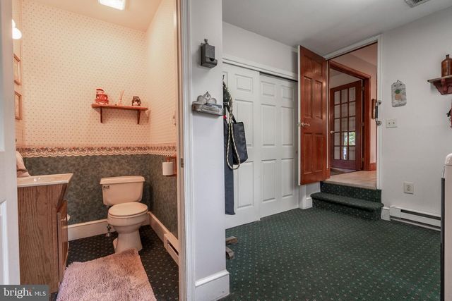 1397 EDGEVIEW ST, East Greenville, PA 18041