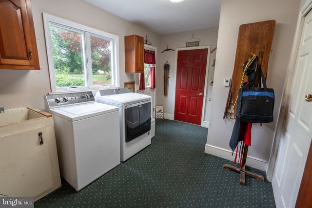1397 EDGEVIEW ST, East Greenville, PA 18041