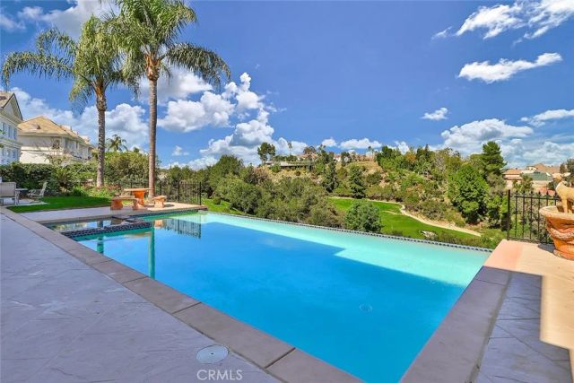 19167 Briarfield Way, Tarzana, CA 91356