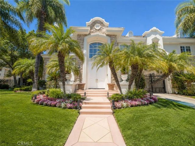 19167 Briarfield Way, Tarzana, CA 91356