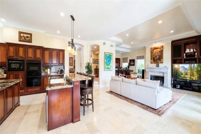 19167 Briarfield Way, Tarzana, CA 91356