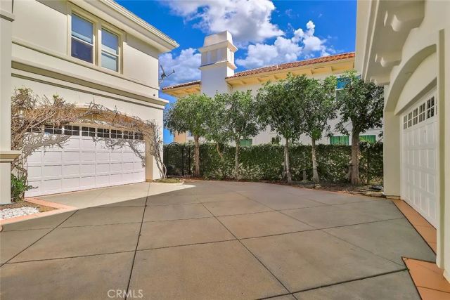 19167 Briarfield Way, Tarzana, CA 91356