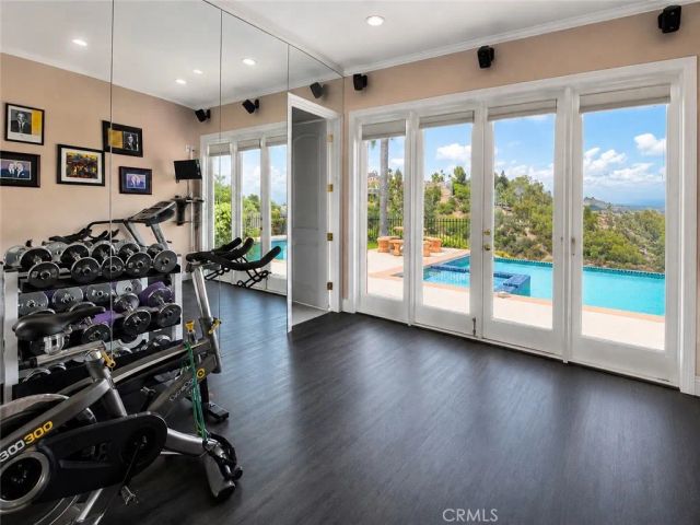 19167 Briarfield Way, Tarzana, CA 91356