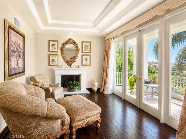 19167 Briarfield Way, Tarzana, CA 91356